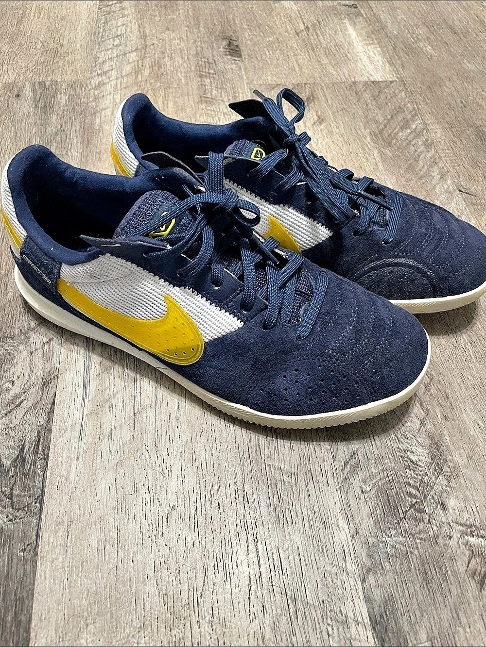 Nike Gato Blue & Yellow US 6Y